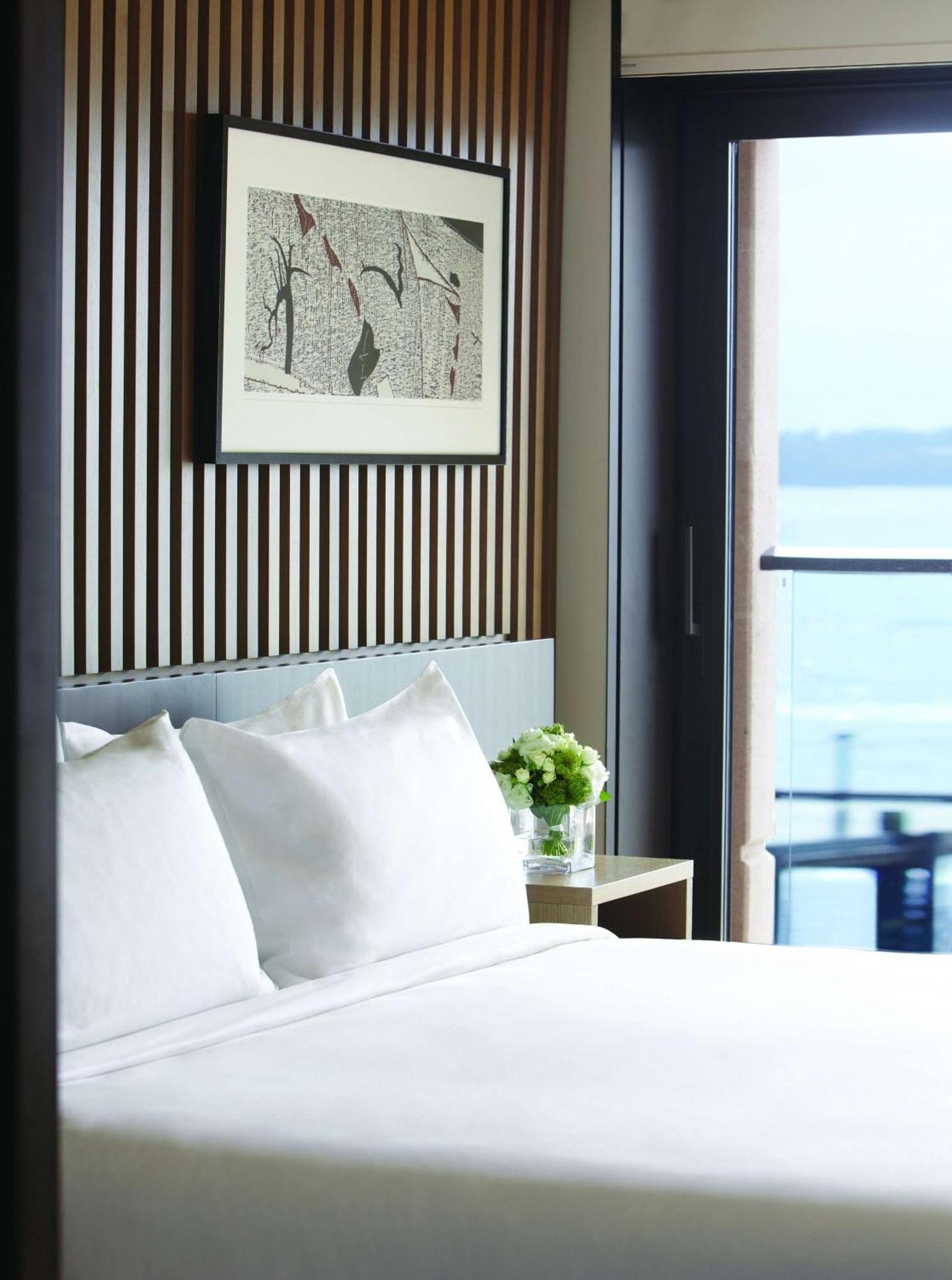 2 Twin Beds City Harbour View,1553790139:JPEG