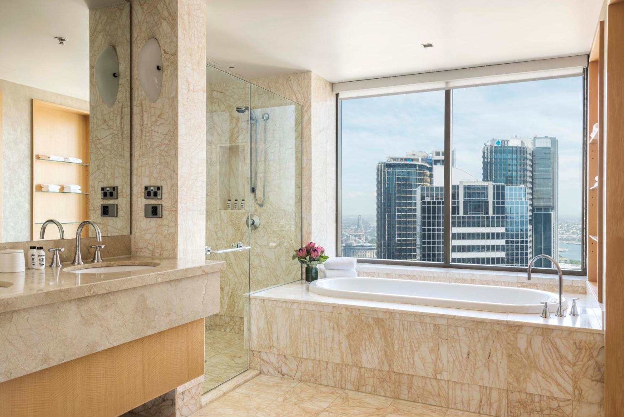 Executive Suite Club Lounge Access